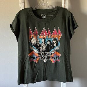 Chaser Dark Green Def Leppard Tour Tee